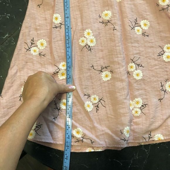 Pink Daisy dress  Fits like a med in my opinion S5 - Picture 4 of 9